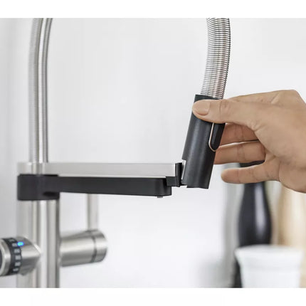 a93172afa7bec46e9616703bb5b8f16d