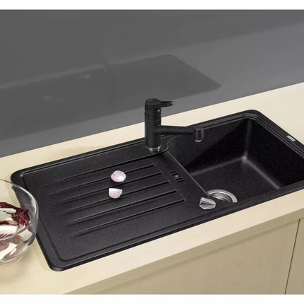 17813f856aa2f84303457d11a8c5599d