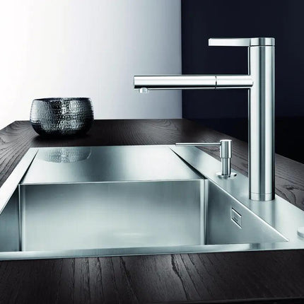 Bateria Kuchenna Blanco Linee-S Chrom - aranżacja