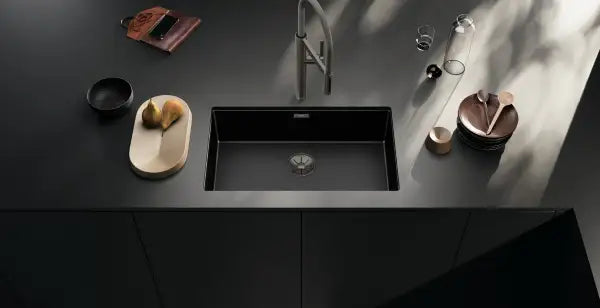 <h2>NOWOŚĆ<br/>Dark Steel UNIT</h2>